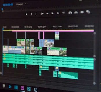 écran d'un logiciel de montage vidéo